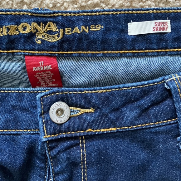 Juniors Arizona Super Skinny Jeans Size 17 Average - Picture 6 of 8
